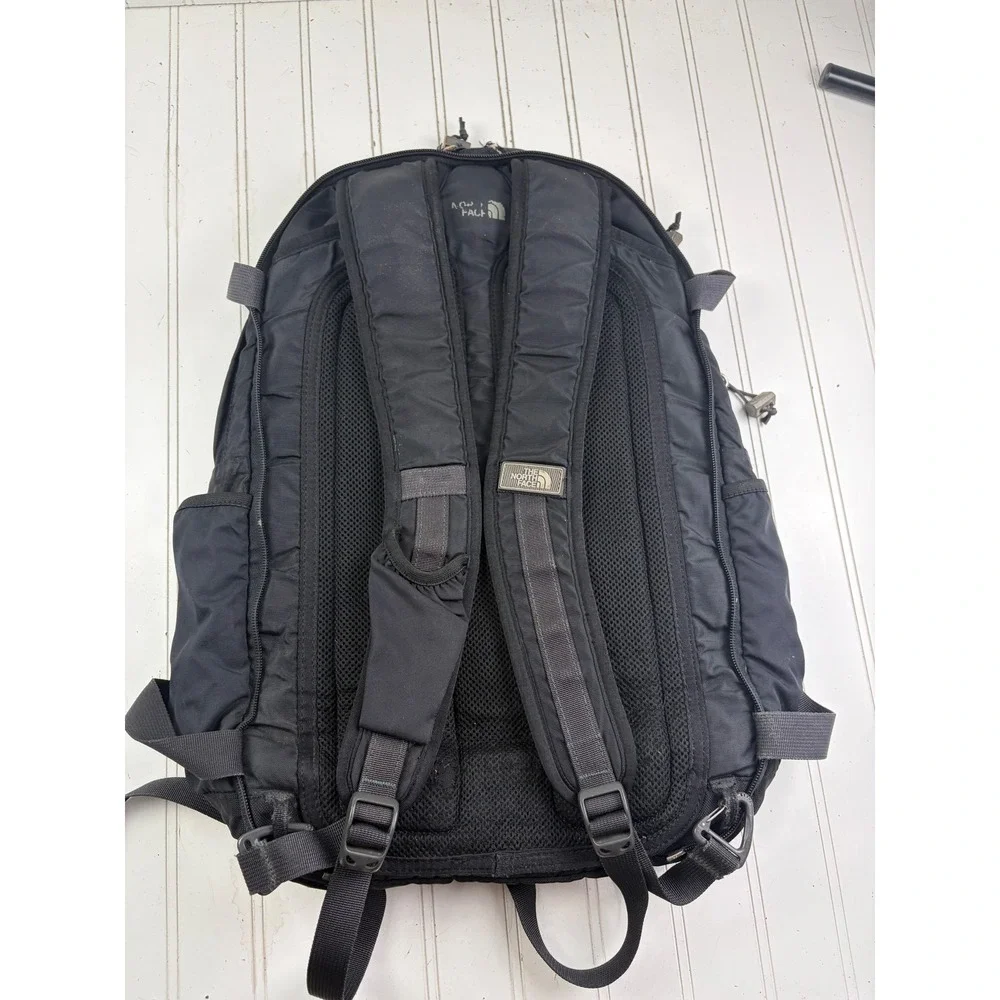 The North Face Black Hot Shot Laptop Travel Hiking Back Pack Bag Unisex